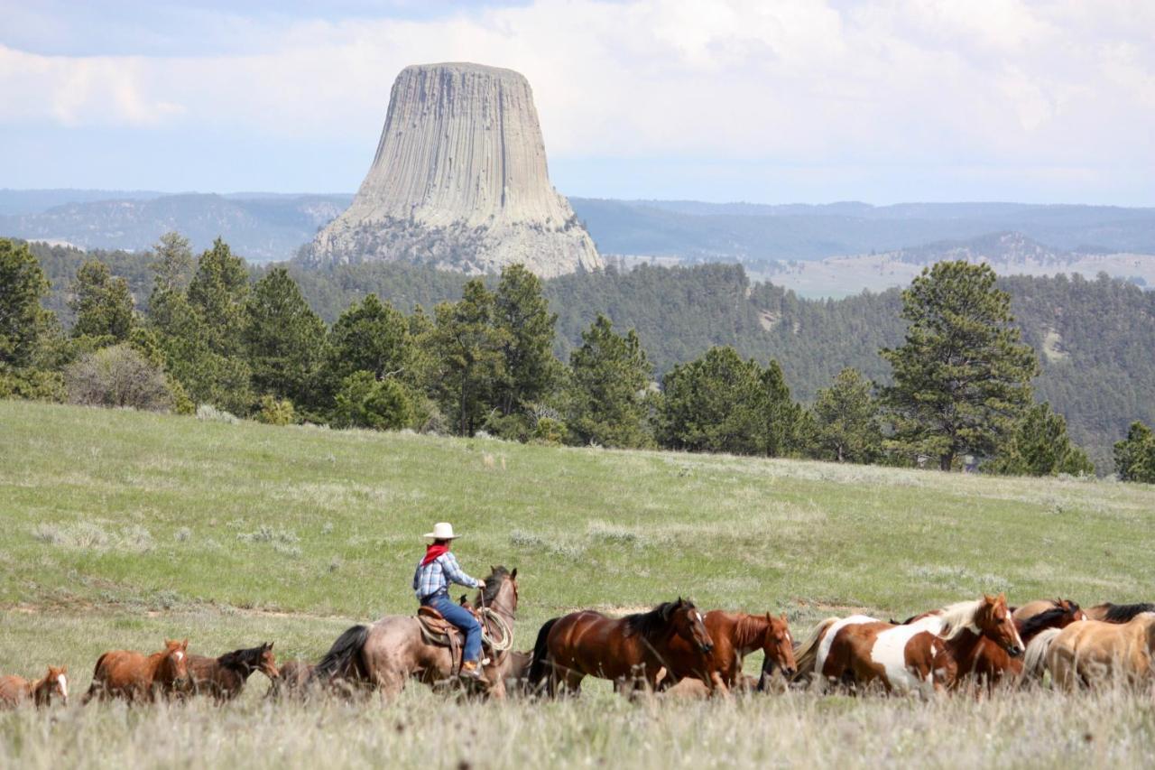 Lake Guest Ranch Villa Devils Tower Exterior foto